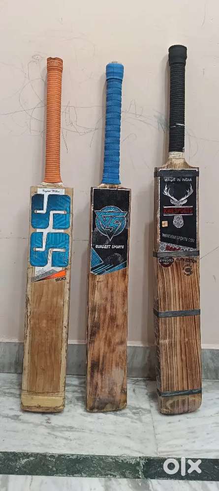 3 bats for sale 1 leather 2 tennis ball