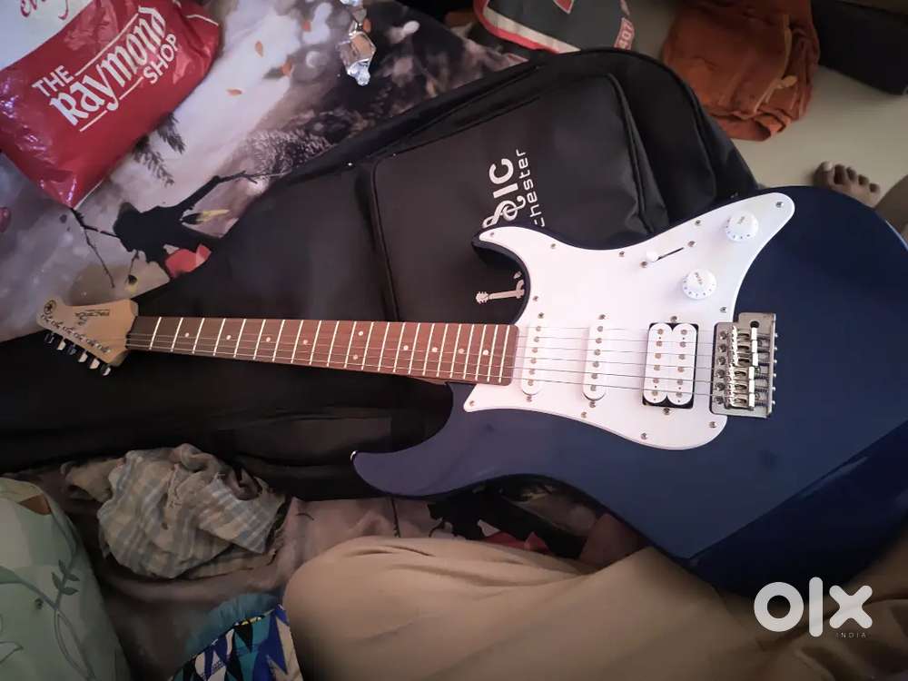 Yamaha pacifica012