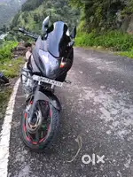 Pulsar 220