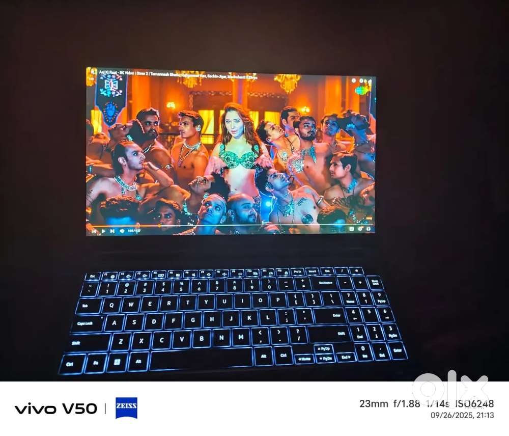 Sumsung galaxy book4 core i3 13th Gen 8Gb/512Gb windows 11 home