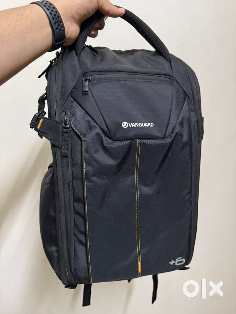 Vanguard Camera Backpack The ALTA RISE 45 Backpack (Black)