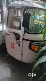Piaggio auto 6 ft 599 cc