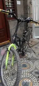 Black sprayed bicycle but no chain 2 years old