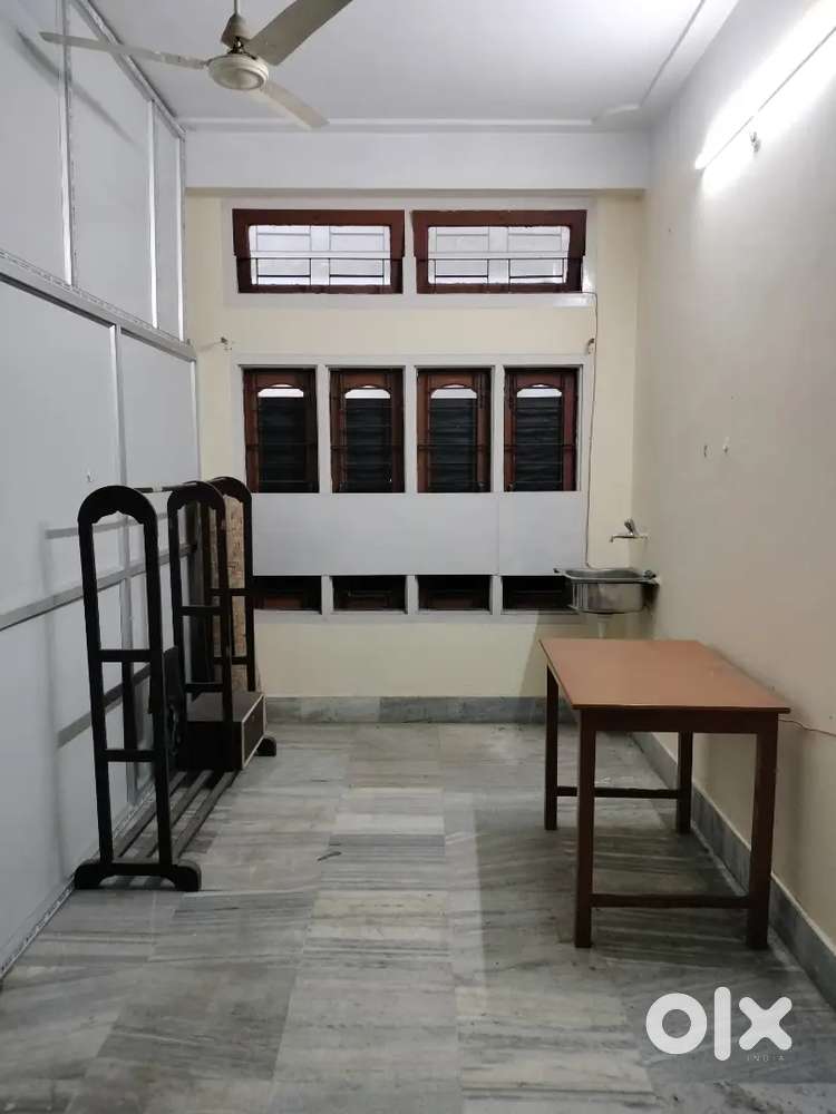1bhk part for Rent Ambikagiri Nagar
