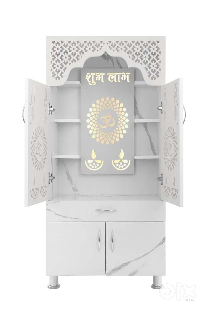 White mandir