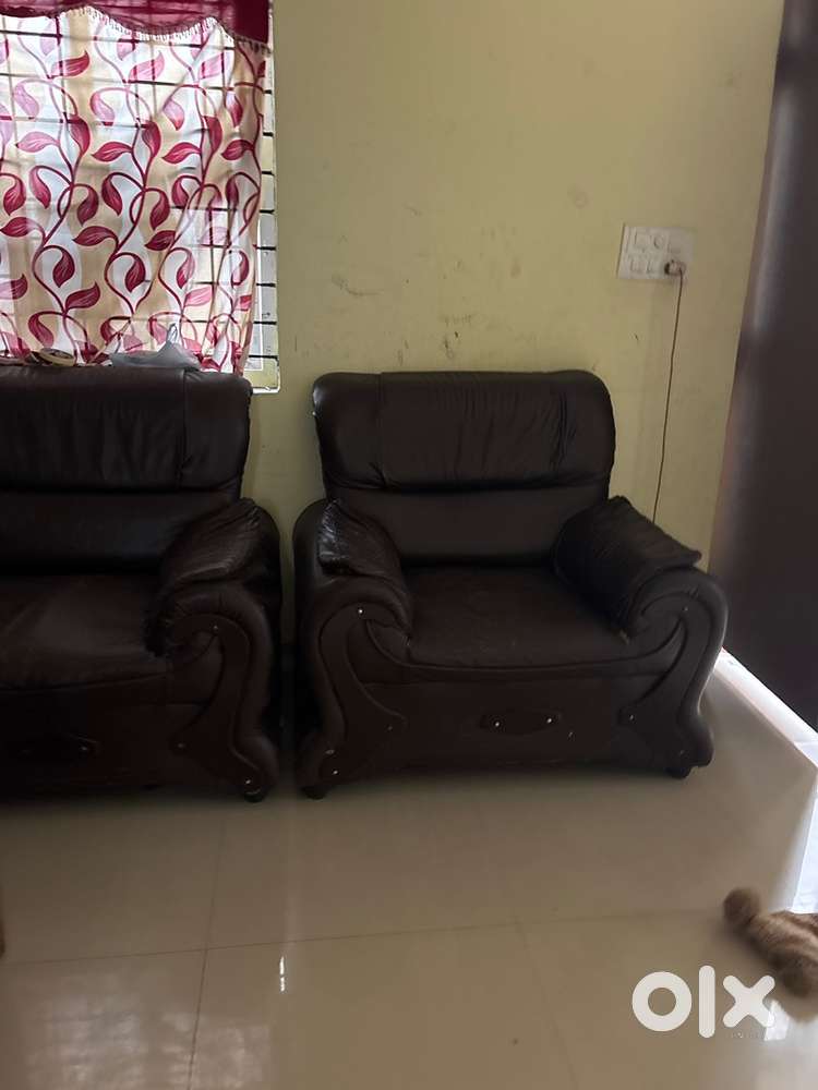 Sofa 1+2 chairs one 3 seater