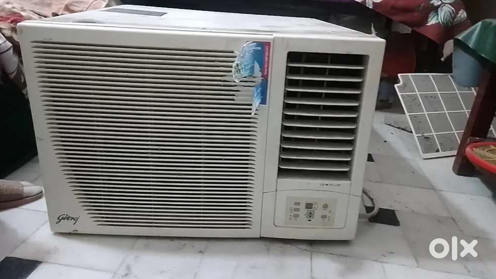 Fully godrej Air Conditioner in very good condition