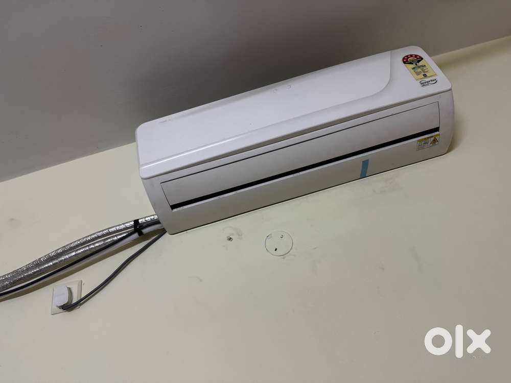 Voltas 5 star AC
