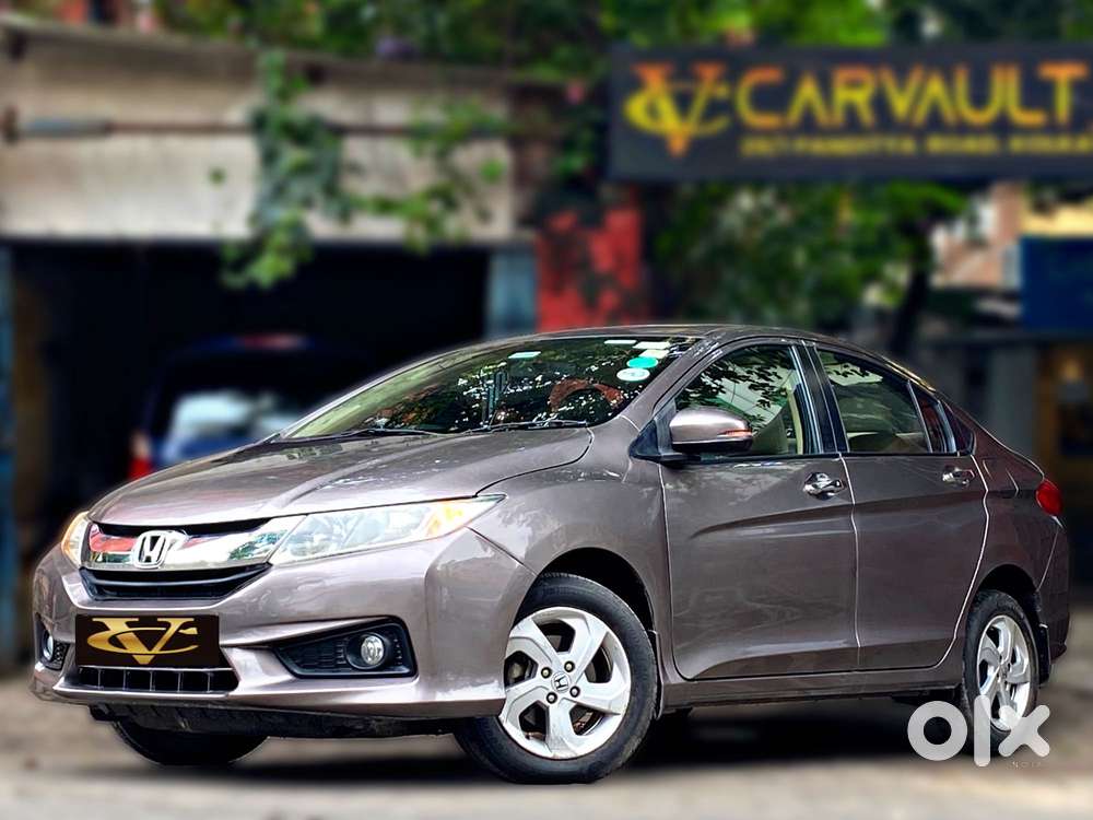 Honda City V AT Sunroof I-VTEC, 2016, Petrol