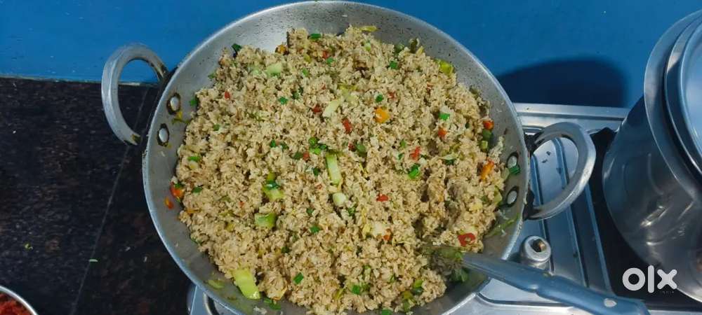 Chinese Chef aur Chinese Helper do logo ki vacancy hai