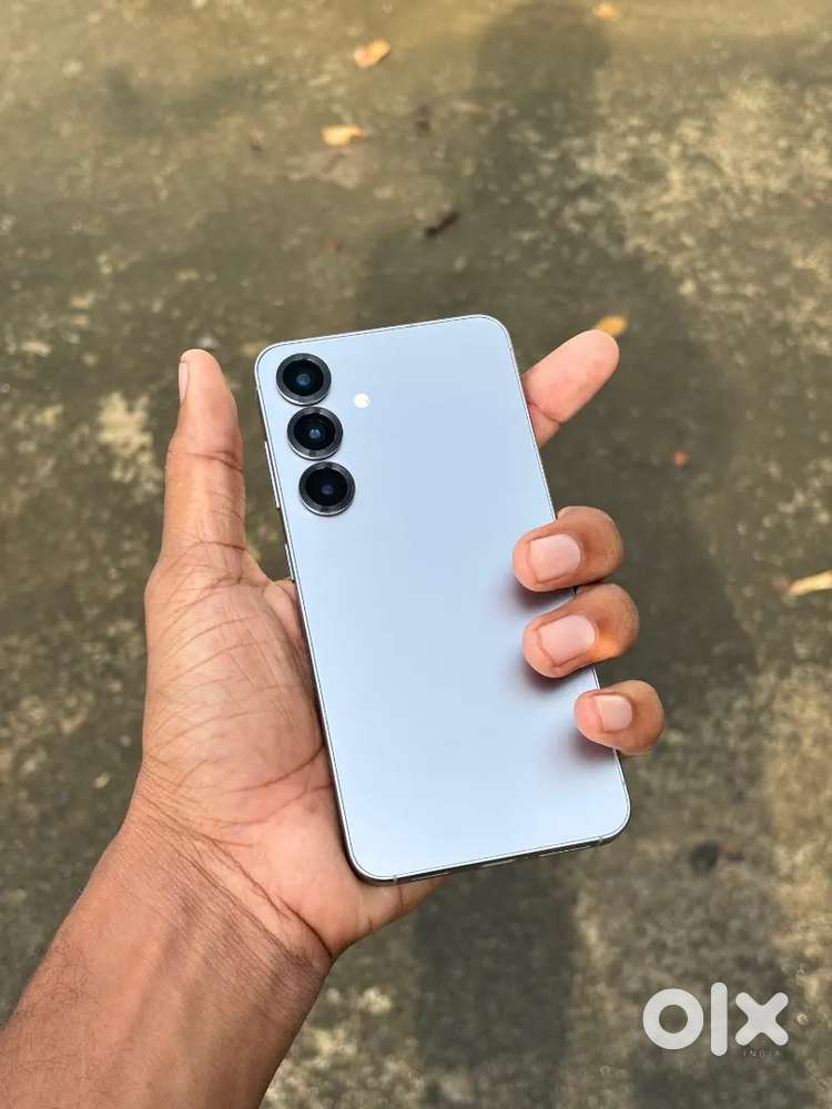 Samsung S25 (12/256)