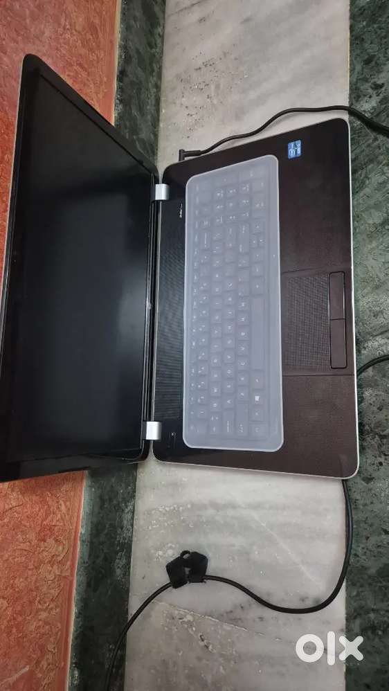 HP LAPTOP PAVILION 17
