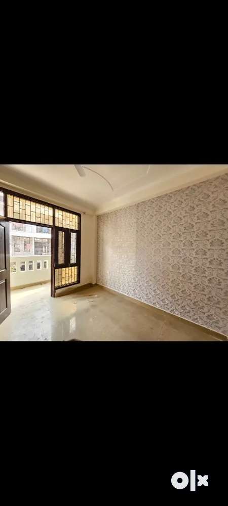 Shakti Khand 4/ 3 BHK flat for rent in Indirapuram Prime location