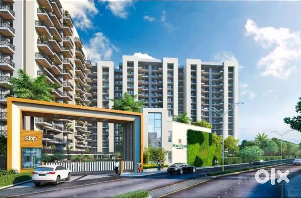 Entry from i block Aerocity Mohali, 3 bhk Mivan construction