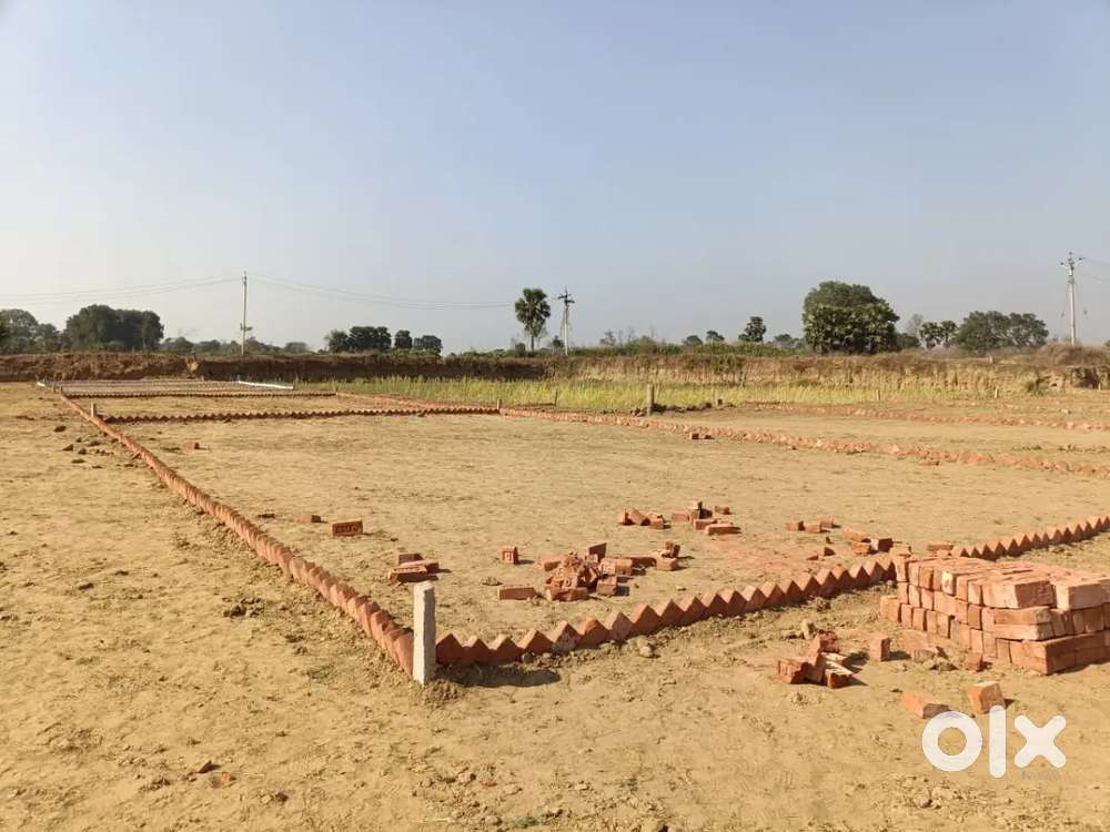 EMI पर जमीन खरीदें Society में।