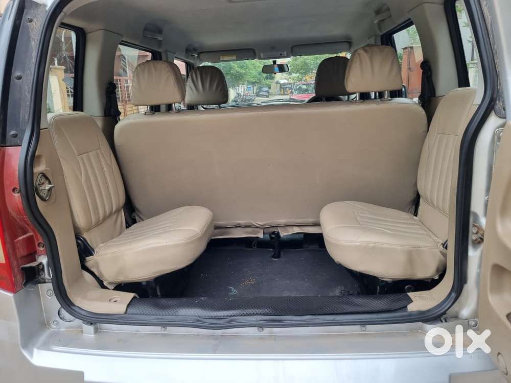 Mahindra TUV 300 T6 PLUS, 2017, Diesel