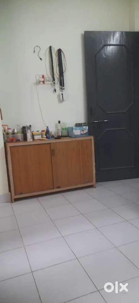 2 bhk flat sharing need  flat mate