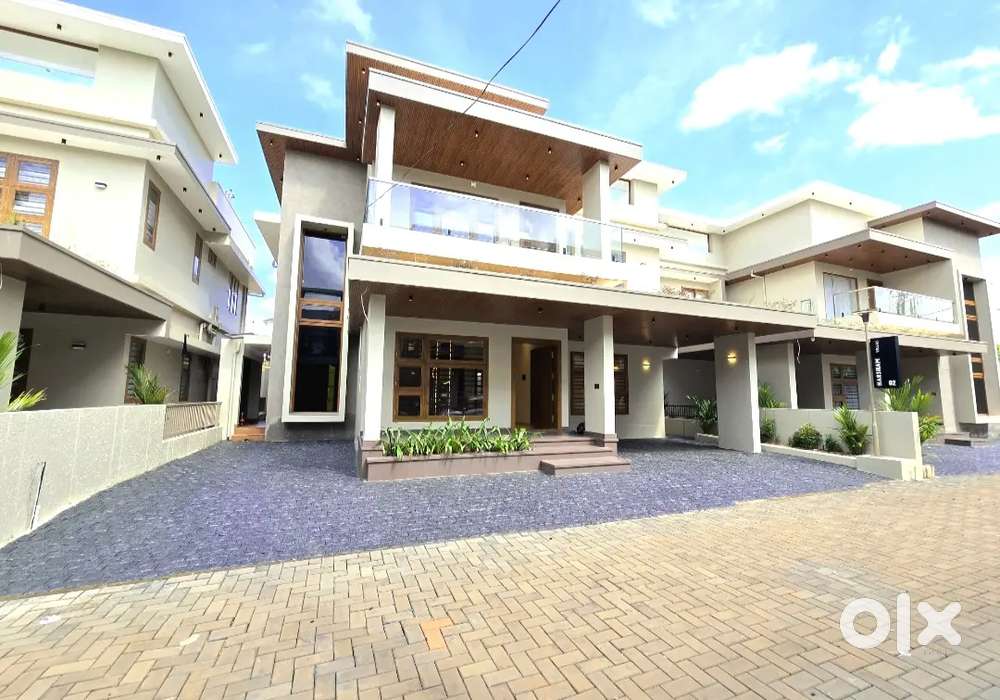 4BED ROOMS NEWLY PREMIUM RESIDENTIAL GATED COMMUNITY VILLA FOR SALE