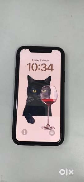 I phone 11 pro 256 superb condition