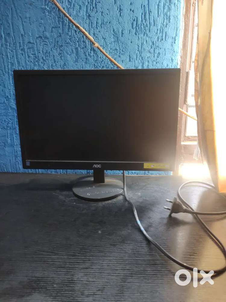 Old computer monitor for sale