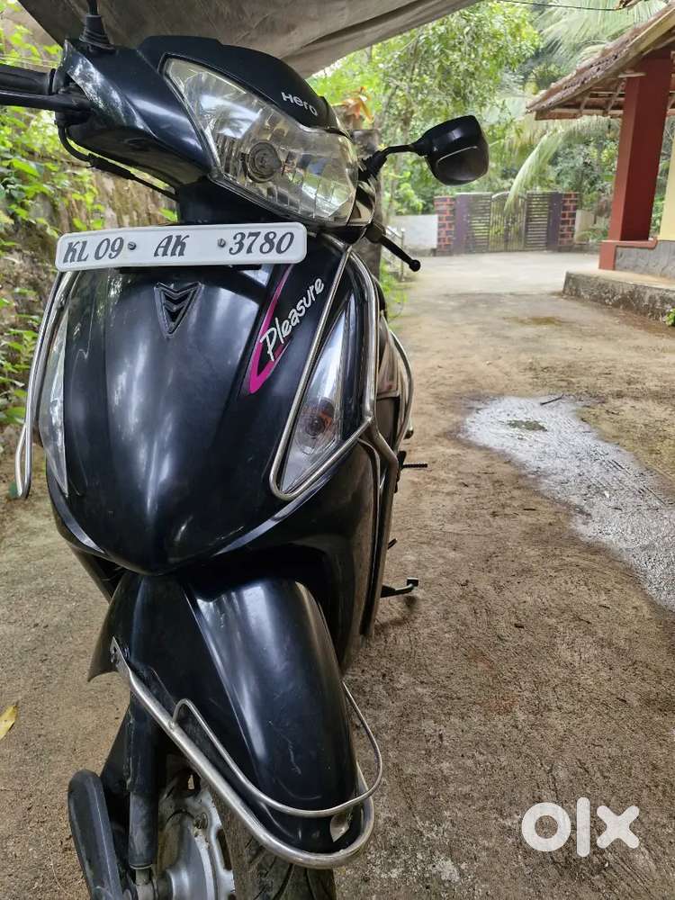 Pleasure scooty which is selling as we are shifting