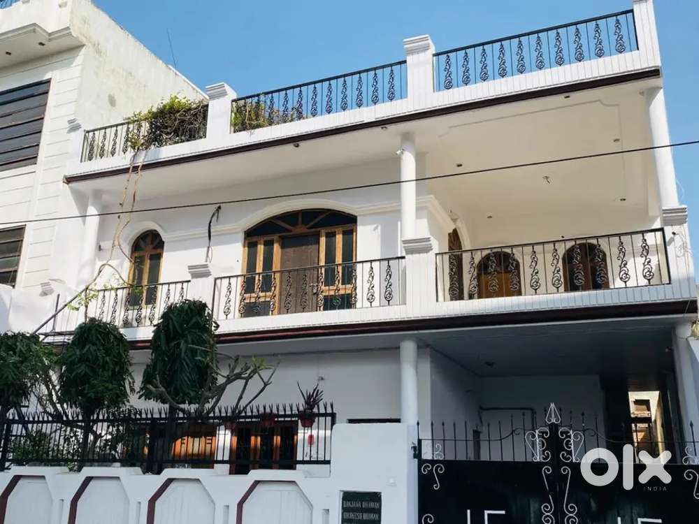 FOR SALE   Main Road Property on Commercial Road - 2670 Sqft