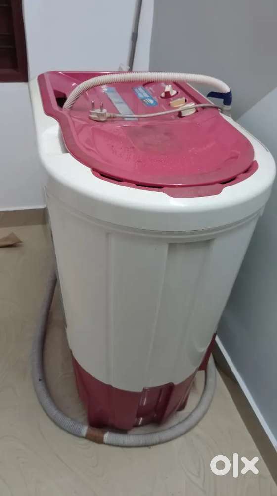 Washing mechine semi auto matic for sale..