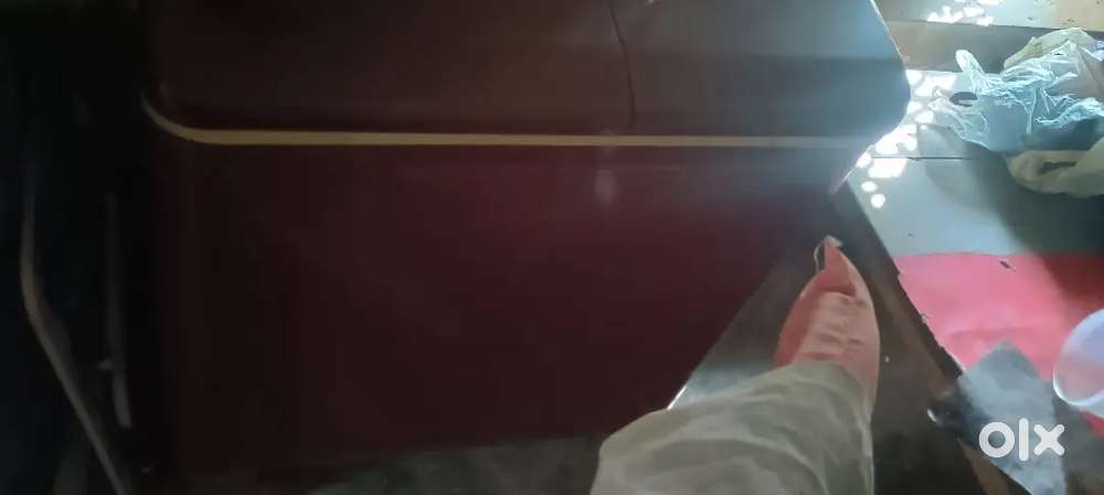 Semi-automatic washing machine