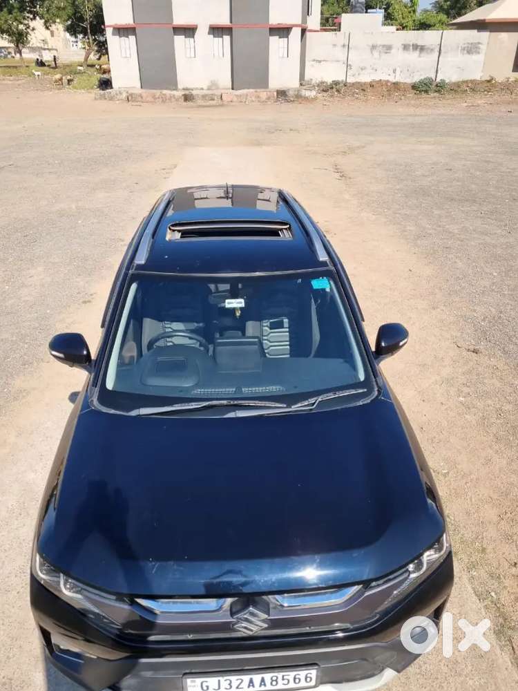 Maruti Suzuki Brezza 2024 Petrol 17000 Km Driven