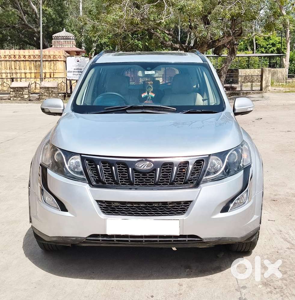 Mahindra XUV500 2.2 W10, 2015, Diesel