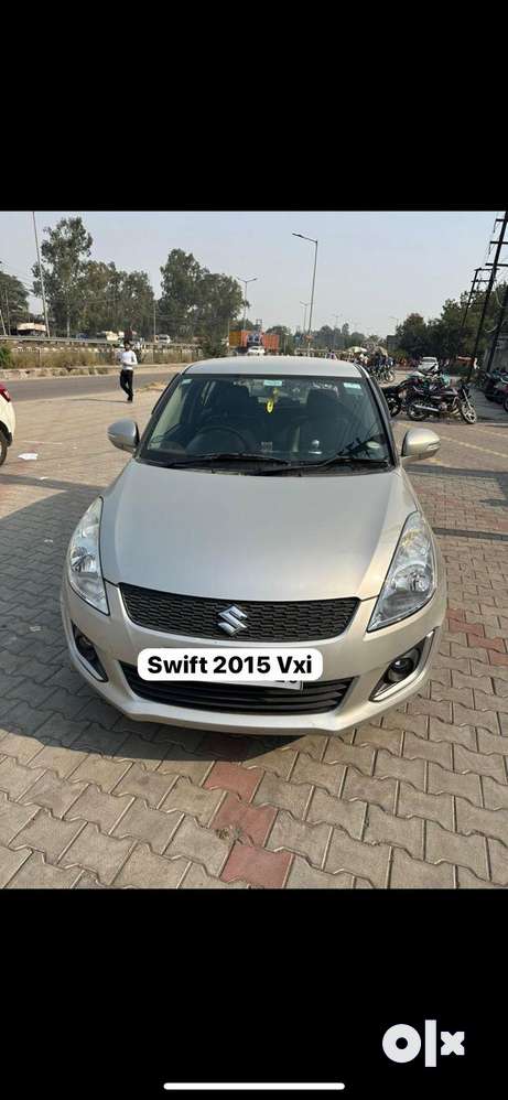 Maruti Suzuki Swift VXI Optional, 2015, Petrol