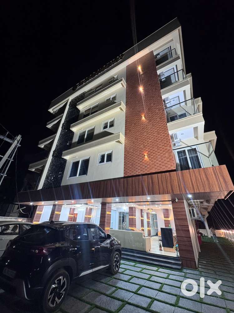 Front desk receptionist