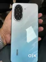 1 month old charger 2 back cover also available with phone
