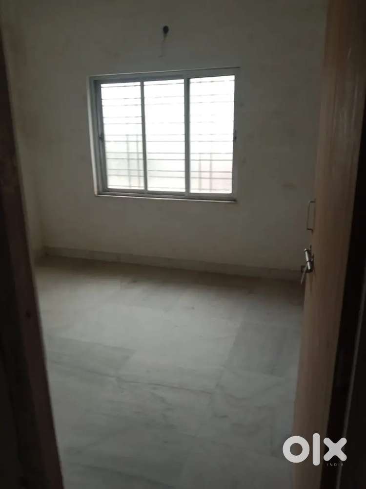 3 mins walking from Station