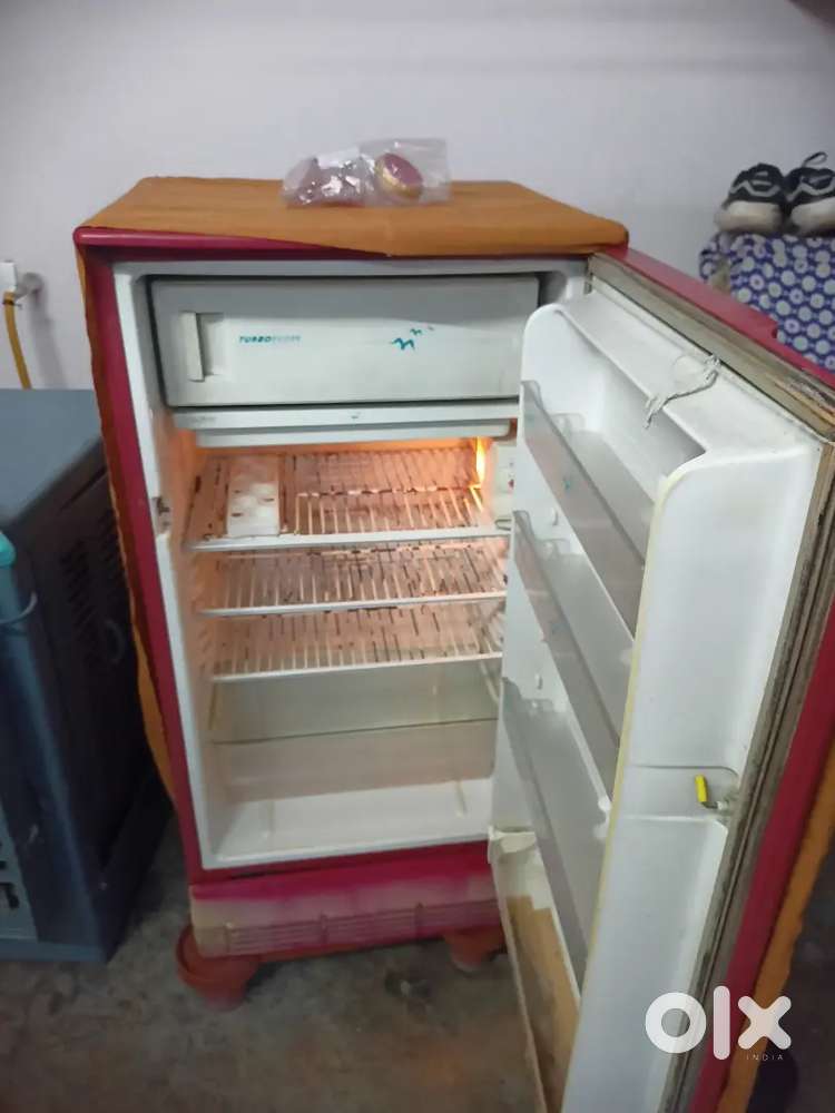 Voltas freezer