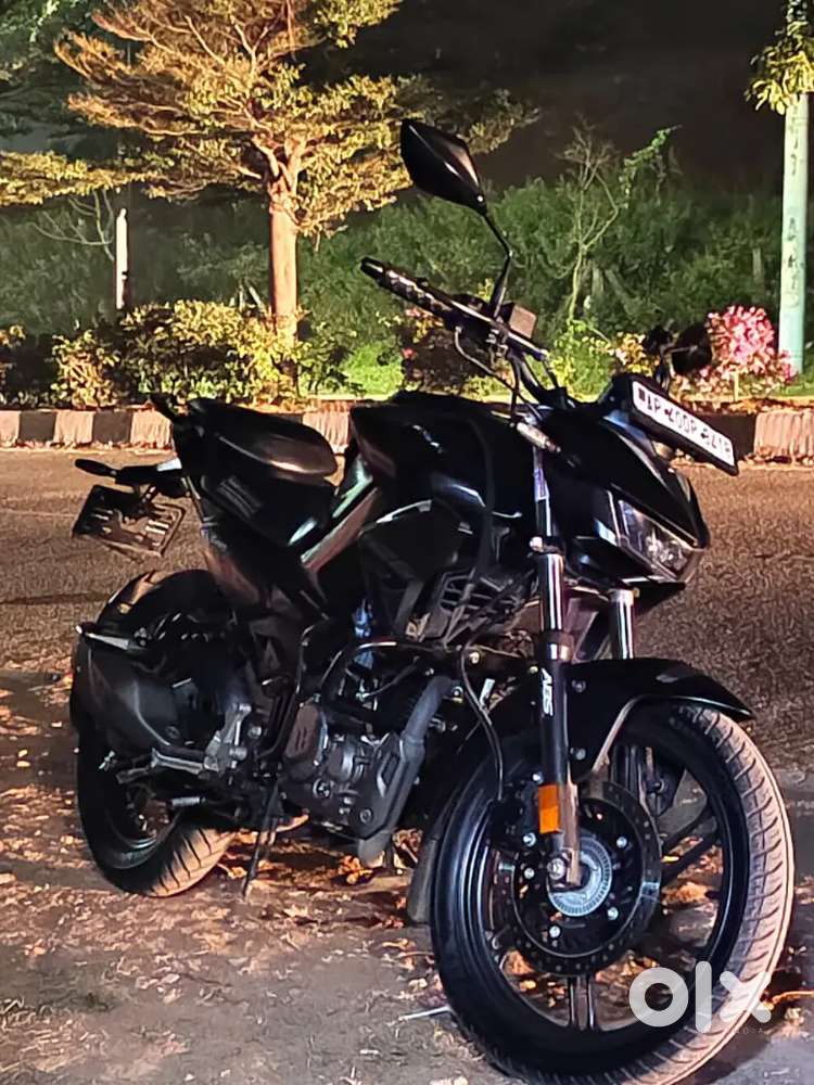 Hero Xtreme 125r, price negotiable, 55 mileage,10 months old