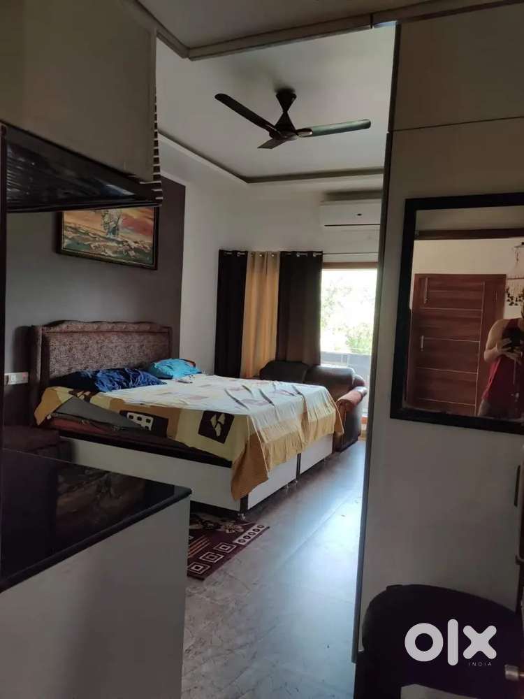 3 bedroom D/D attached bathroom sec 38