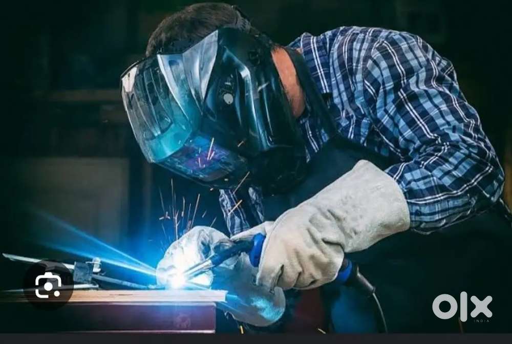 Welder , fittar ,grinder, helper , wanted