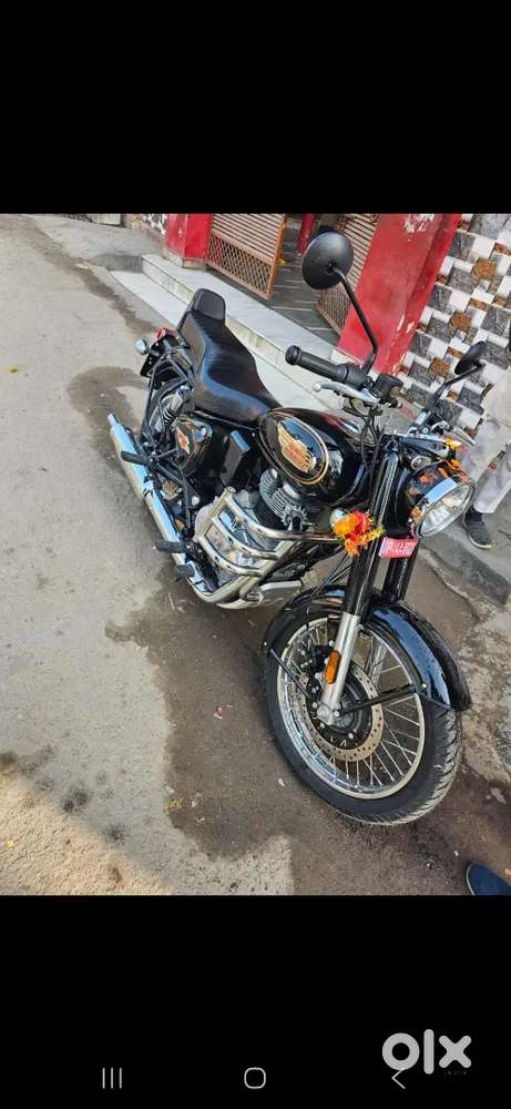 Royal Enfield Standard Batallian Black 350 cc