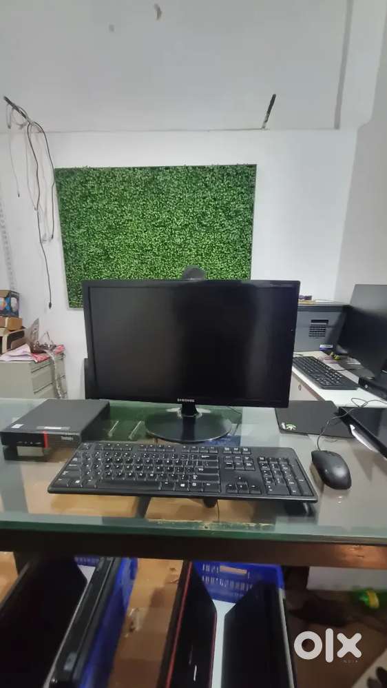 Pc computer. Dell hp Lenovo apple