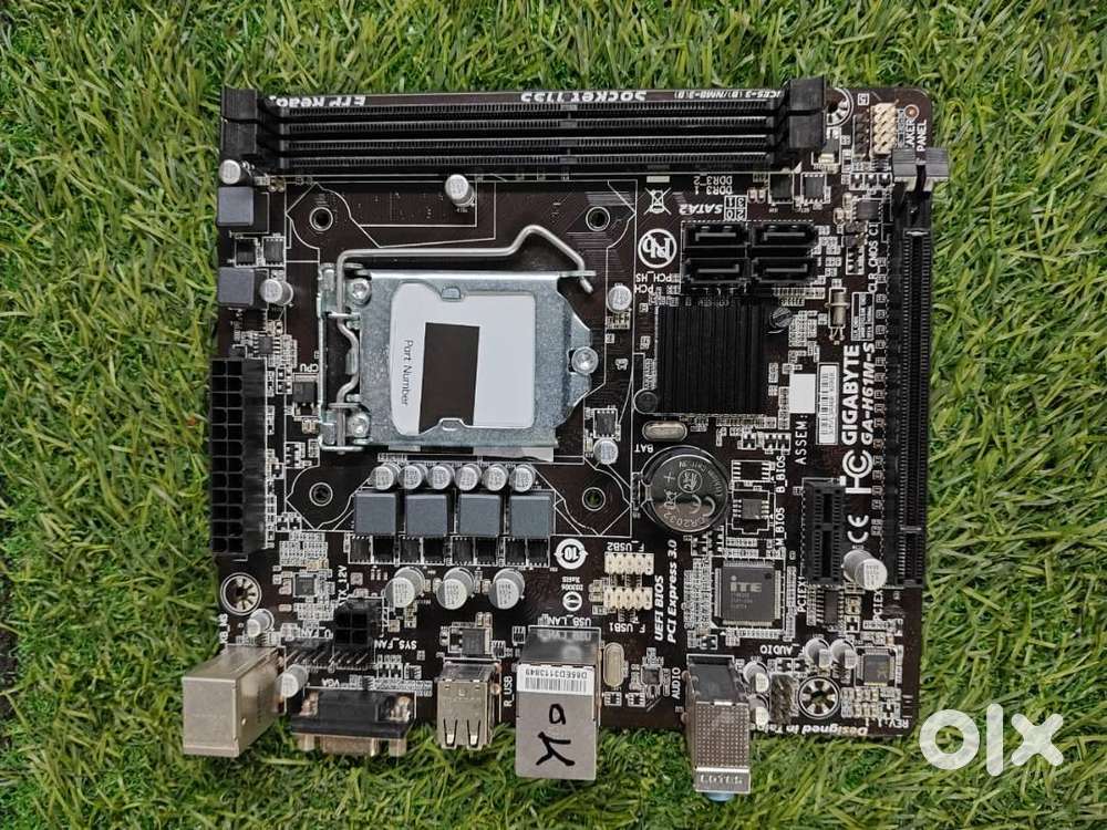 ◼ Gigabyte H61M-S Motherboard