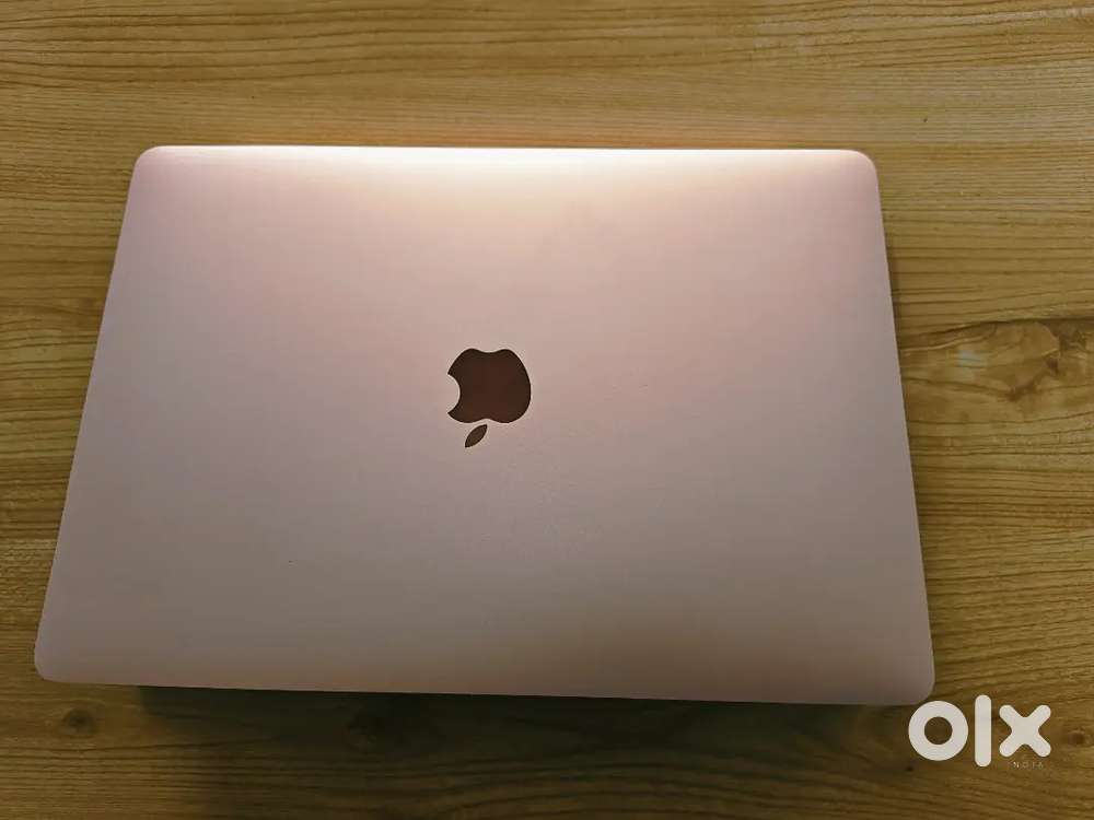 Apple Macbook Air M1 Gold colour