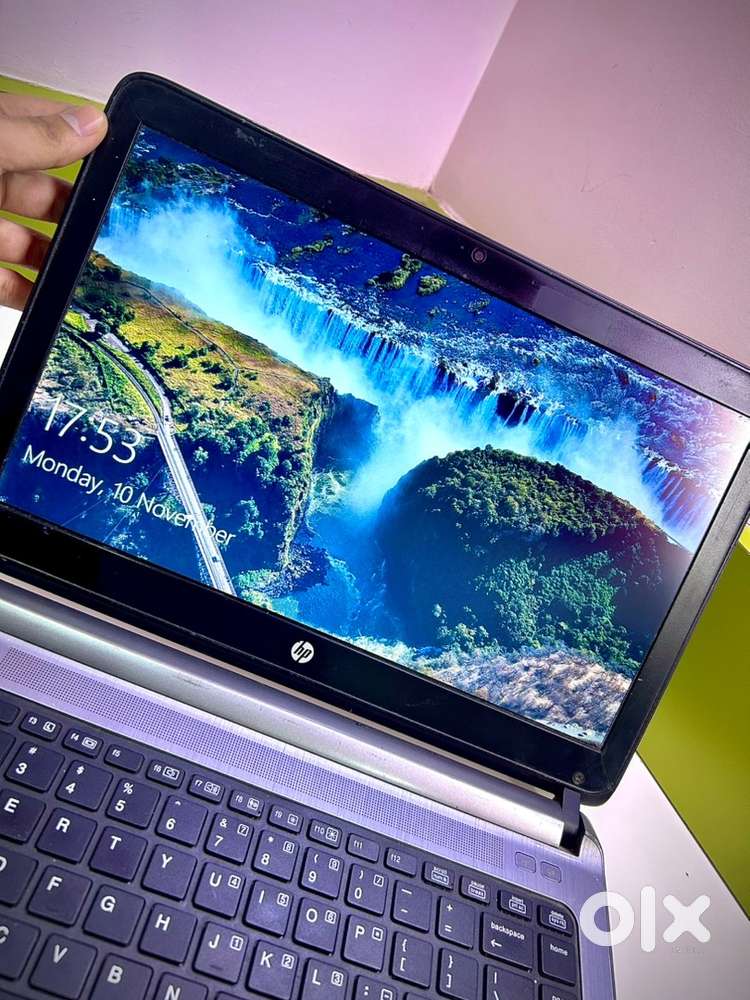 Professional HP Laptop AT Lowest Price– i5 Processor + SSD