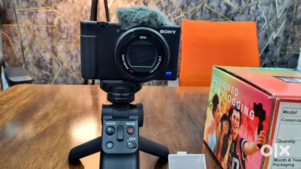 Selling My ZV1 Camera with Vlogging Kit in Good Condition