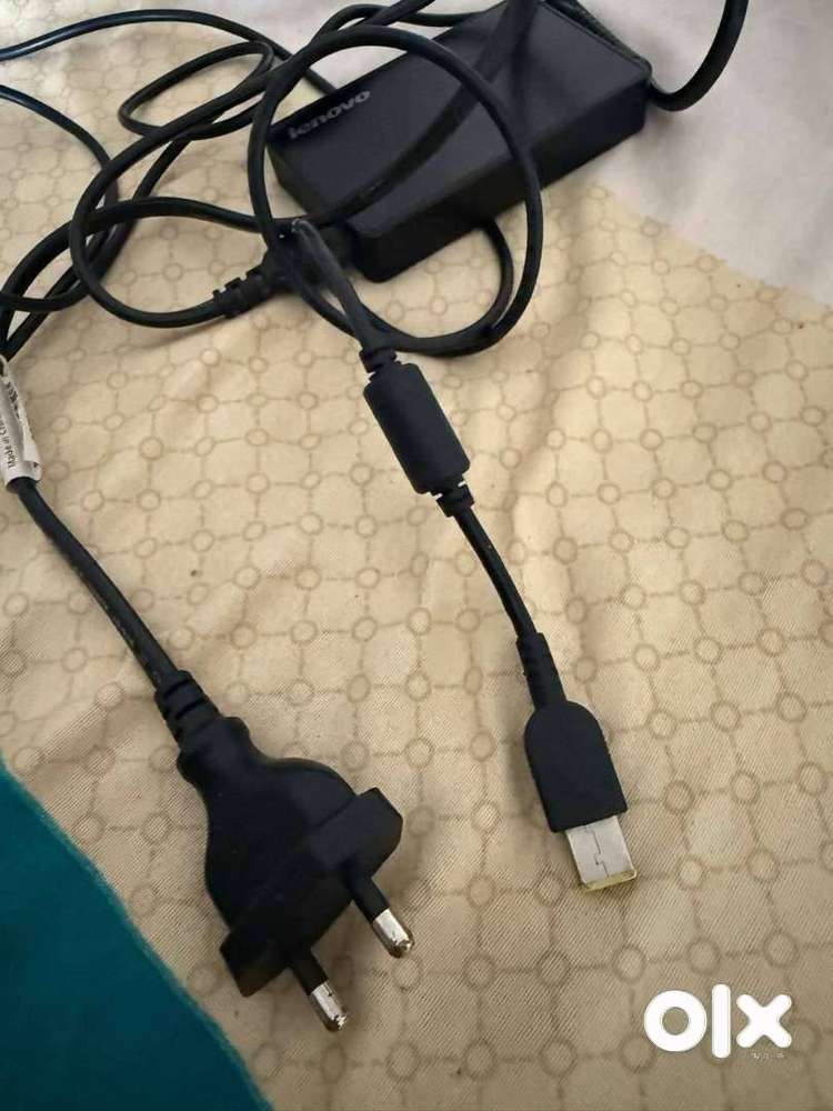 Original Lenovo laptop charger (Lenovo Slim Tip 65W AC Adapter)