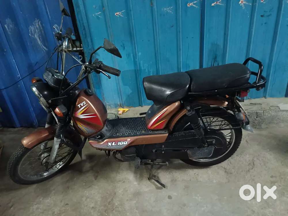 TVS XL 100 2017 model single owner