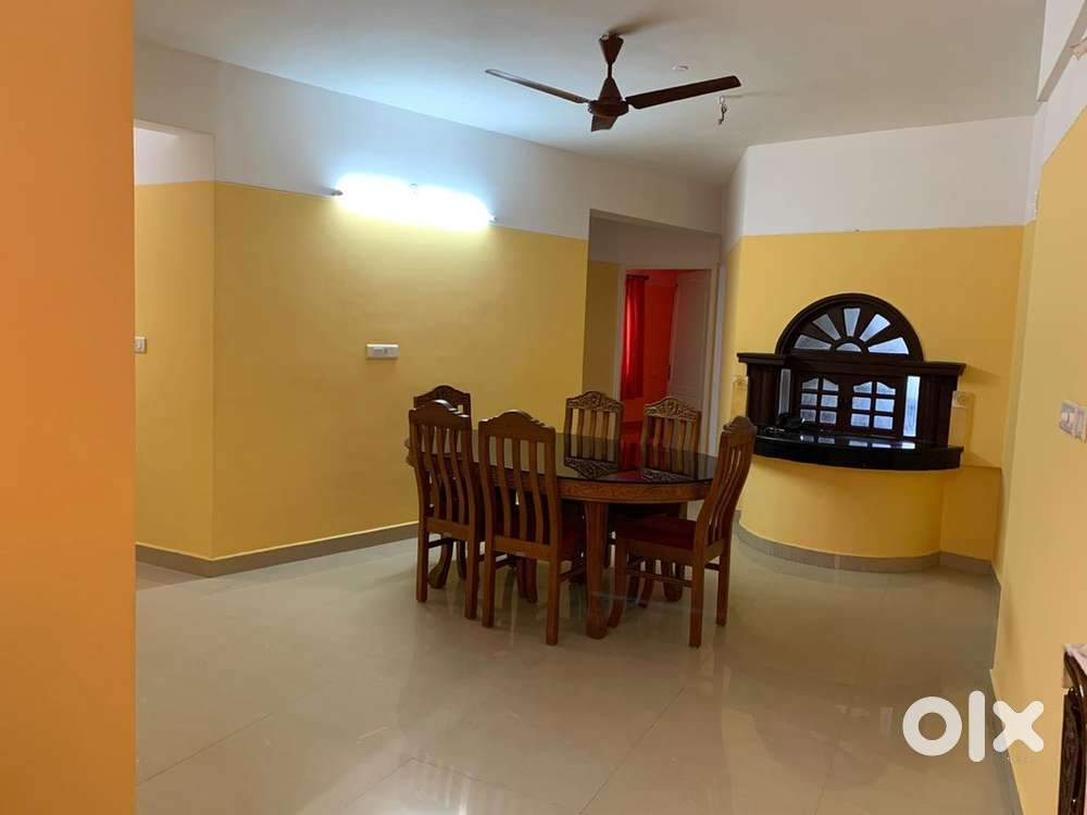 Single and sharing rooms for rent at YMR Junction