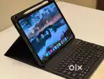 iPad Pro (11-inch) (4th generation)  Typecase keyboard case, Pencil