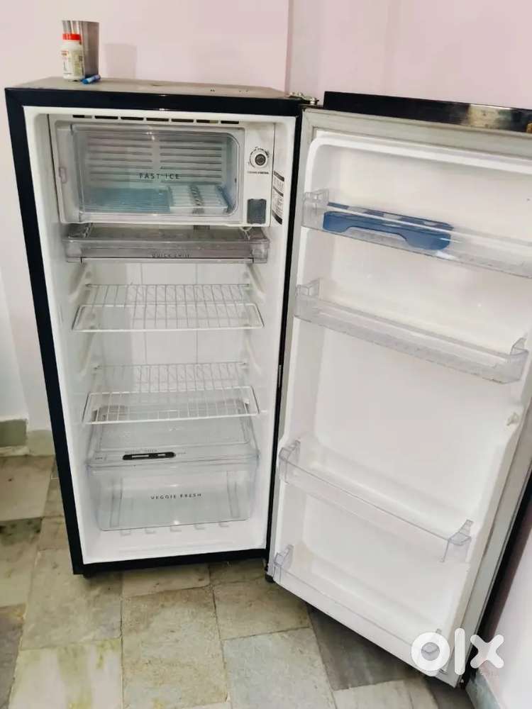 Refrigerator 184 litre