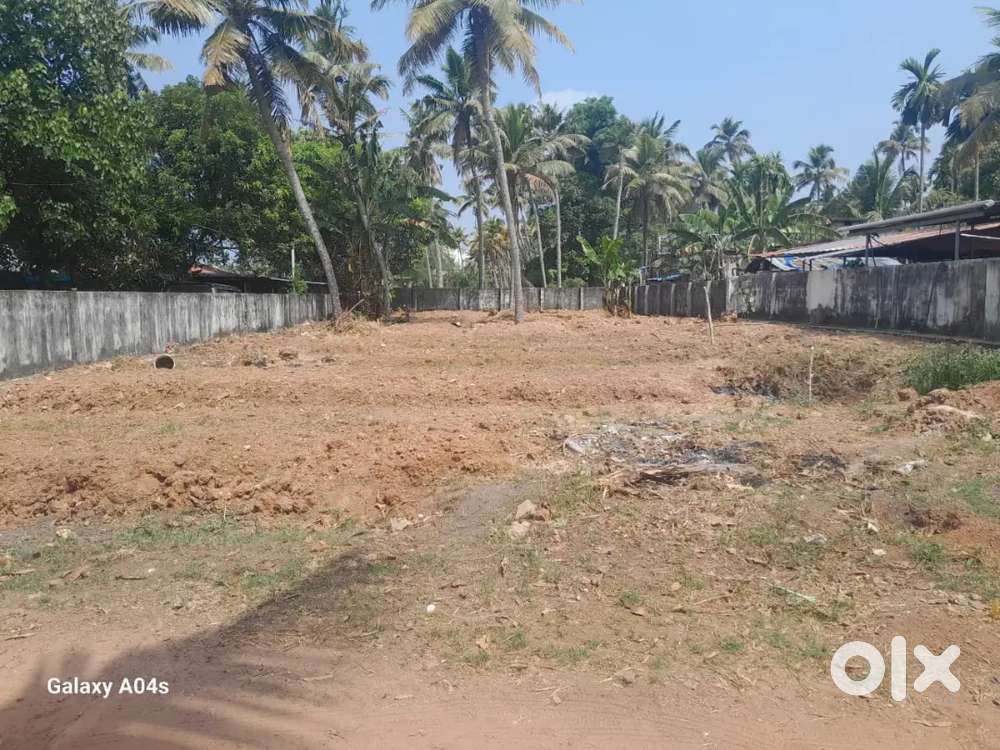 Prime Plot for Sale: Build Your Dream Home!